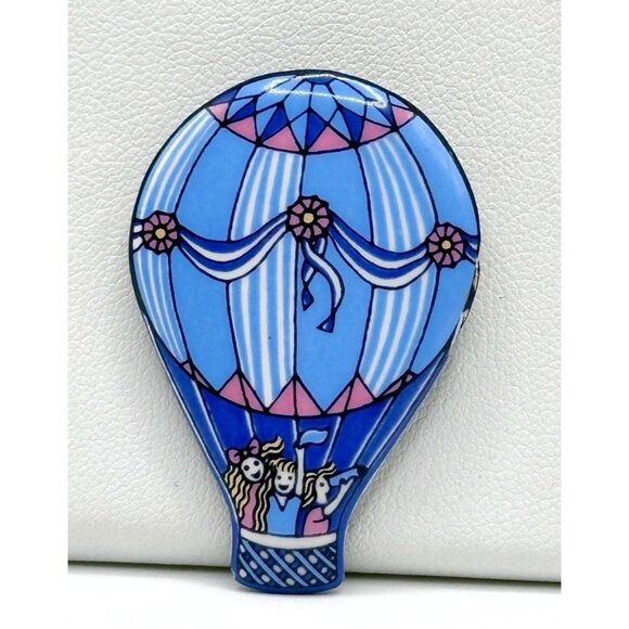 Michaela Frey Pink Blue White People In Hot Air Balloon Pin Brooch Austria - Picture 1 of 3